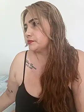 Snapshot of Paula-Harrison chatting on 02.19.25 Paula-Harrison online show from 02.19.25