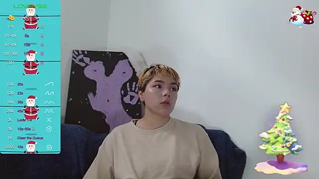 TRIXIE TANG28 online show from 12.24.24