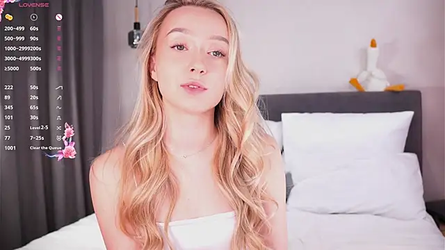 HollisBeckett online show from 04.03.26