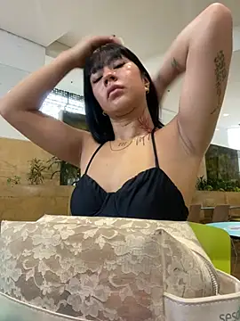 Snapshot of VictoriaEva chatting on 02.26.25 VictoriaEva online show from 02.26.25