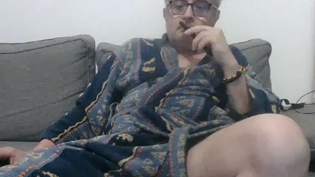 Snapshot of Bretoncool chatting on 09.29.25 Bretoncool online show from 09.29.25