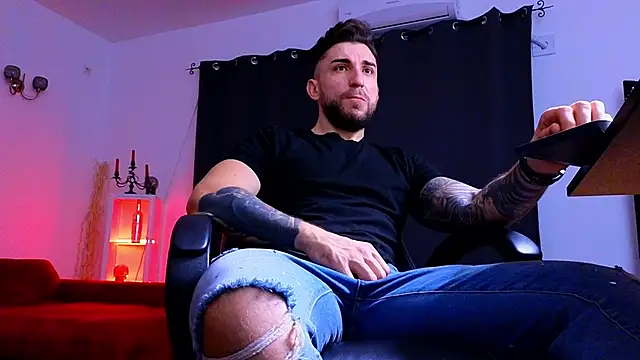 MightyAaron66 online show from 12.05.25