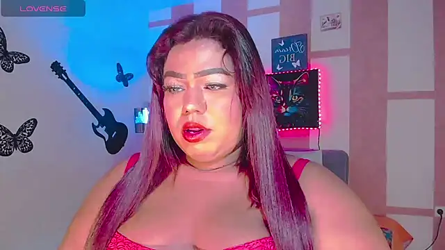 Snapshot of OpraxBellinda chatting on 06.04.26 OpraxBellinda online show from 06.04.26