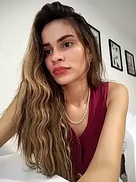 cuteluci  online show from 03.20.25