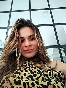 cuteluci  online show from 03.21.25