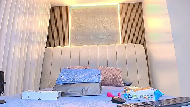 Snapshot of kata_hazel chatting on 02.20.26 kata hazel online show from 02.20.26