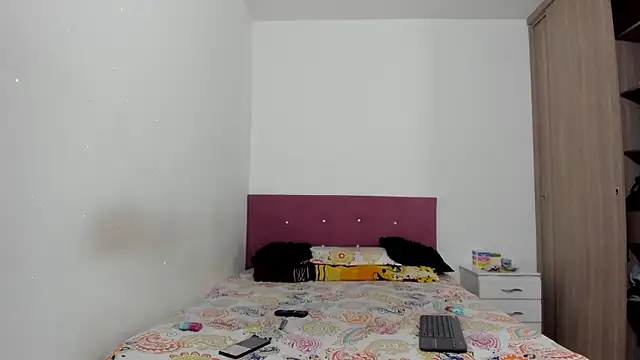 HeellBoy  online show from 02.25.26