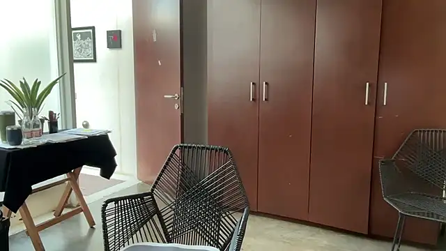 Snapshot of alanan881 chatting on 01.18.26 alanan881 online show from 01.18.26