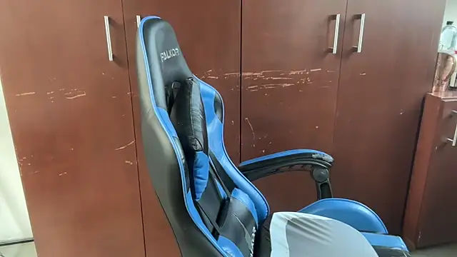 Snapshot of alanan881 chatting on 02.09.26 alanan881 online show from 02.09.26