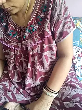 Snapshot of samitasharma chatting on 05.09.26 samitasharma online show from 05.09.26