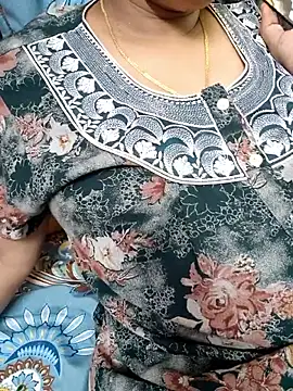 Snapshot of samitasharma chatting on 05.11.26 samitasharma online show from 05.11.26