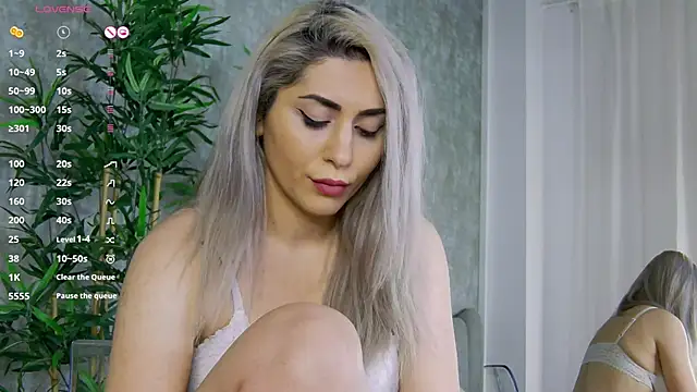 CelineMeyerr online show from 02.18.25