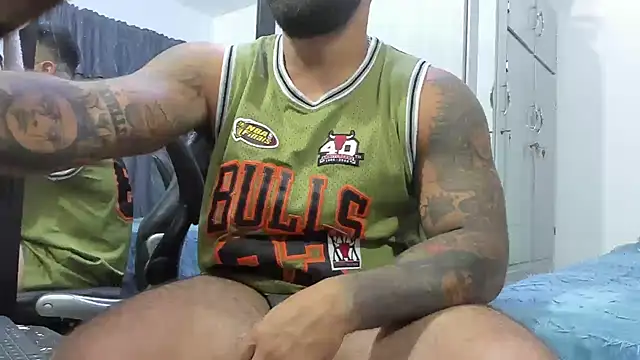 Snapshot of Lyon_vach chatting on 12.18.24 Lyon vach online show from 12.18.24