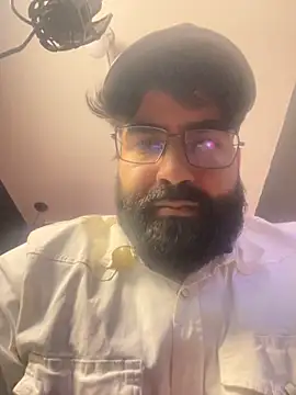 Lyon vach online show from 10.31.25