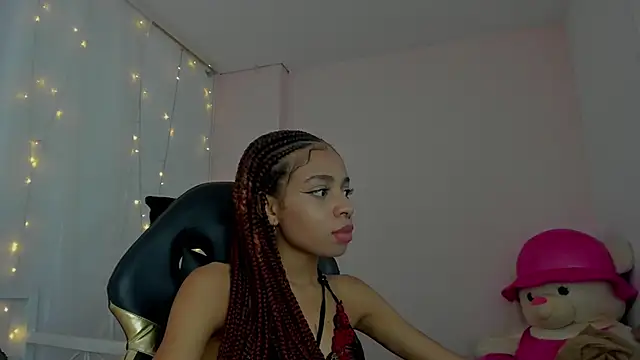 Abigail Wilson  online show from 01.04.25