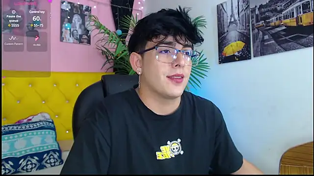 Snapshot of nolan_twink1 chatting on 01.07.25 nolan twink1 online show from 01.07.25