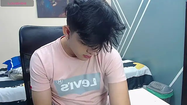 Snapshot of nolan_twink1 chatting on 02.02.25 nolan twink1 online show from 02.02.25