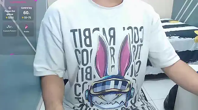 Snapshot of nolan_twink1 chatting on 02.07.25 nolan twink1 online show from 02.07.25