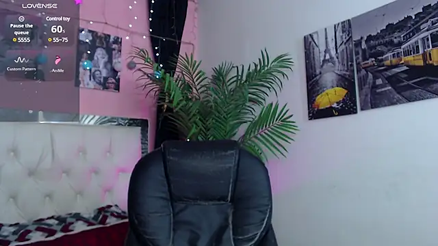 Snapshot of nolan_twink1 chatting on 03.22.25 nolan twink1 online show from 03.22.25