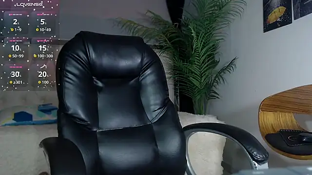 Snapshot of nolan_twink1 chatting on 09.24.25 nolan twink1 online show from 09.24.25