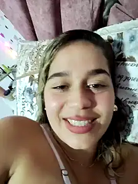 Snapshot of LaurenWelly_ chatting on 02.24.25 LaurenWelly online show from 02.24.25