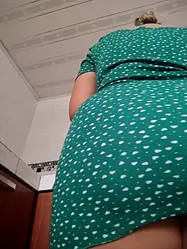 LaurenWelly  online show from 11.29.25