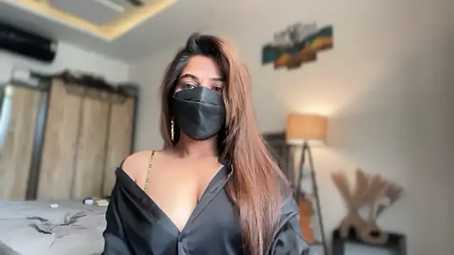 Snapshot of Hotty-Sana chatting on 04.29.26 Hotty-Sana online show from 04.29.26