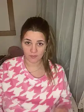 Snapshot of susanahart chatting on 01.17.25 susanahart online show from 01.17.25