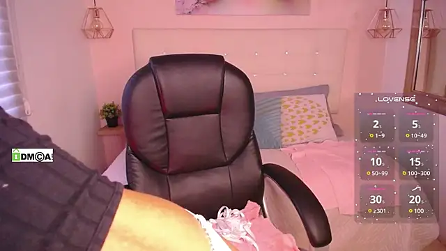 Snapshot of Cristal__adams chatting on 03.14.25 Cristal adams online show from 03.14.25