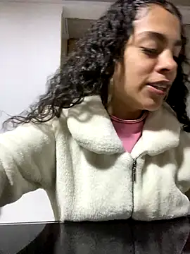 NINA 18 YEARS online show from 10.28.25