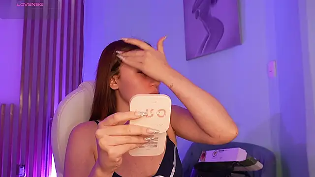 TinaJonnes  online show from 12.20.25