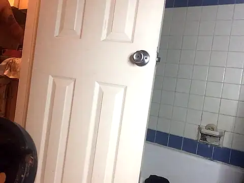 Snapshot of fatboyjayohh126 chatting on 12.01.24 fatboyjayohh126 online show from 12.01.24