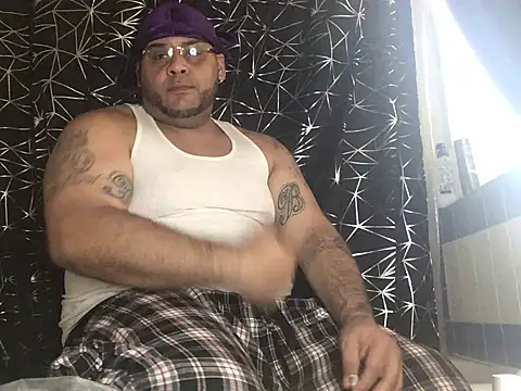 Snapshot of fatboyjayohh126 chatting on 12.09.24 fatboyjayohh126 online show from 12.09.24