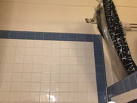 Snapshot of fatboyjayohh126 chatting on 12.14.24 fatboyjayohh126 online show from 12.14.24