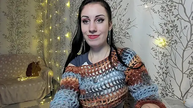 Snapshot of Mary0Lou chatting on 12.05.24 Mary0Lou online show from 12.05.24