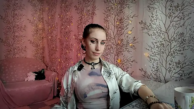 Snapshot of Mary0Lou chatting on 02.14.26 Mary0Lou online show from 02.14.26