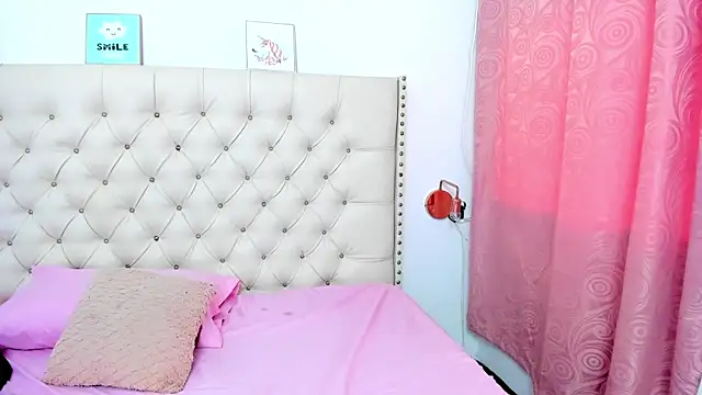 Snapshot of Kim_Eli chatting on 01.31.25 Kim Eli online show from 01.31.25