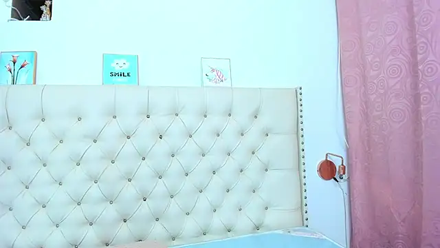 Snapshot of Kim_Eli chatting on 02.14.25 Kim Eli online show from 02.14.25