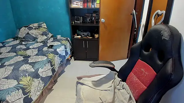 Snapshot of peanut_tangerine chatting on 09.12.25 peanut tangerine online show from 09.12.25