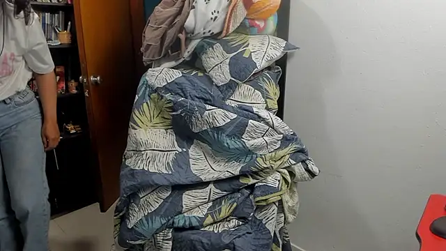 peanut tangerine online show from 02.12.26