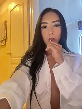 Snapshot of SOPHIACANDY19_ chatting on 07.17.26 SOPHIACANDY19 online show from 07.17.26