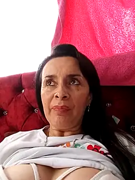 Samantha Sullivan  online show from 03.19.25