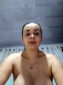 Samantha Sullivan  online show from 10.22.25