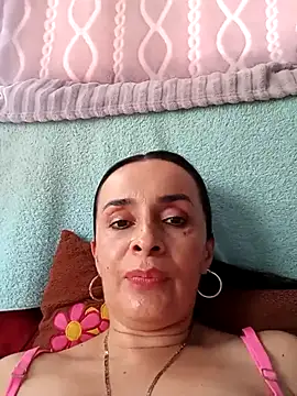 Samantha Sullivan  online show from 10.26.25