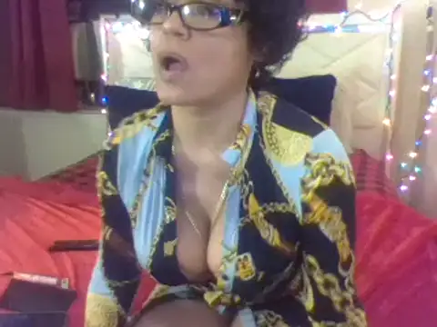 Snapshot of lachulalarubie chatting on 01.18.25 lachulalarubie online show from 01.18.25