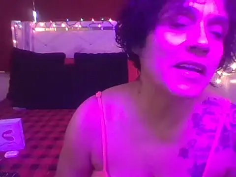 Snapshot of lachulalarubie chatting on 01.19.25 lachulalarubie online show from 01.19.25