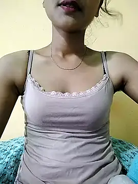 MISSQUEEN48 online show from 09.11.25