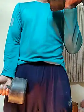 Snapshot of Wild-Honey chatting on 12.19.24 Wild-Honey online show from 12.19.24