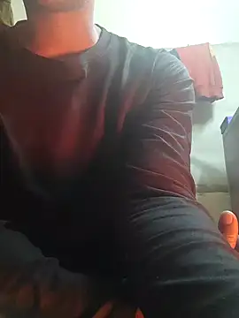 Snapshot of Wild-Honey chatting on 01.20.25 Wild-Honey online show from 01.20.25