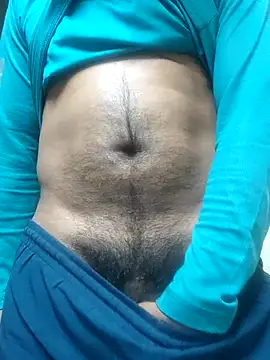 Snapshot of Wild-Honey chatting on 03.10.25 Wild-Honey online show from 03.10.25